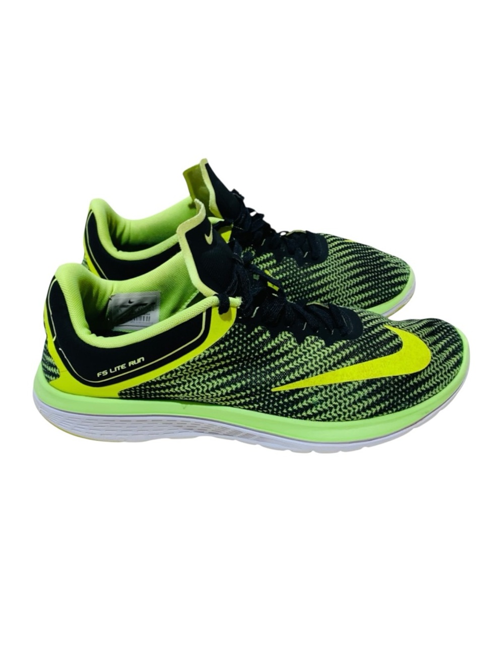 Nike Men’s FS Lite Run 4 Volt Black Color Running Shoes Size 9.5